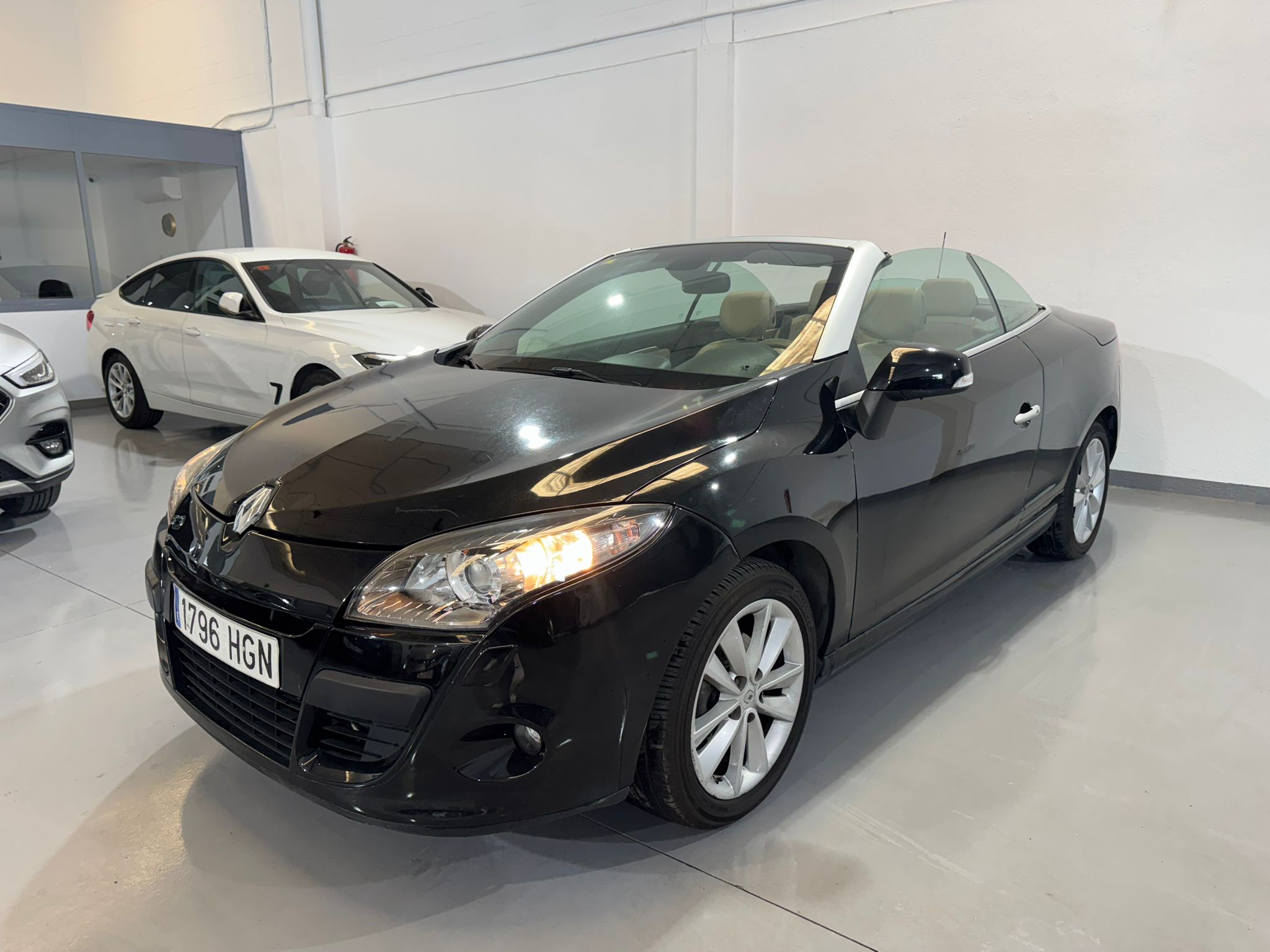 Renault MEGANE C.C. 2.0 PRIVILEGE CVT