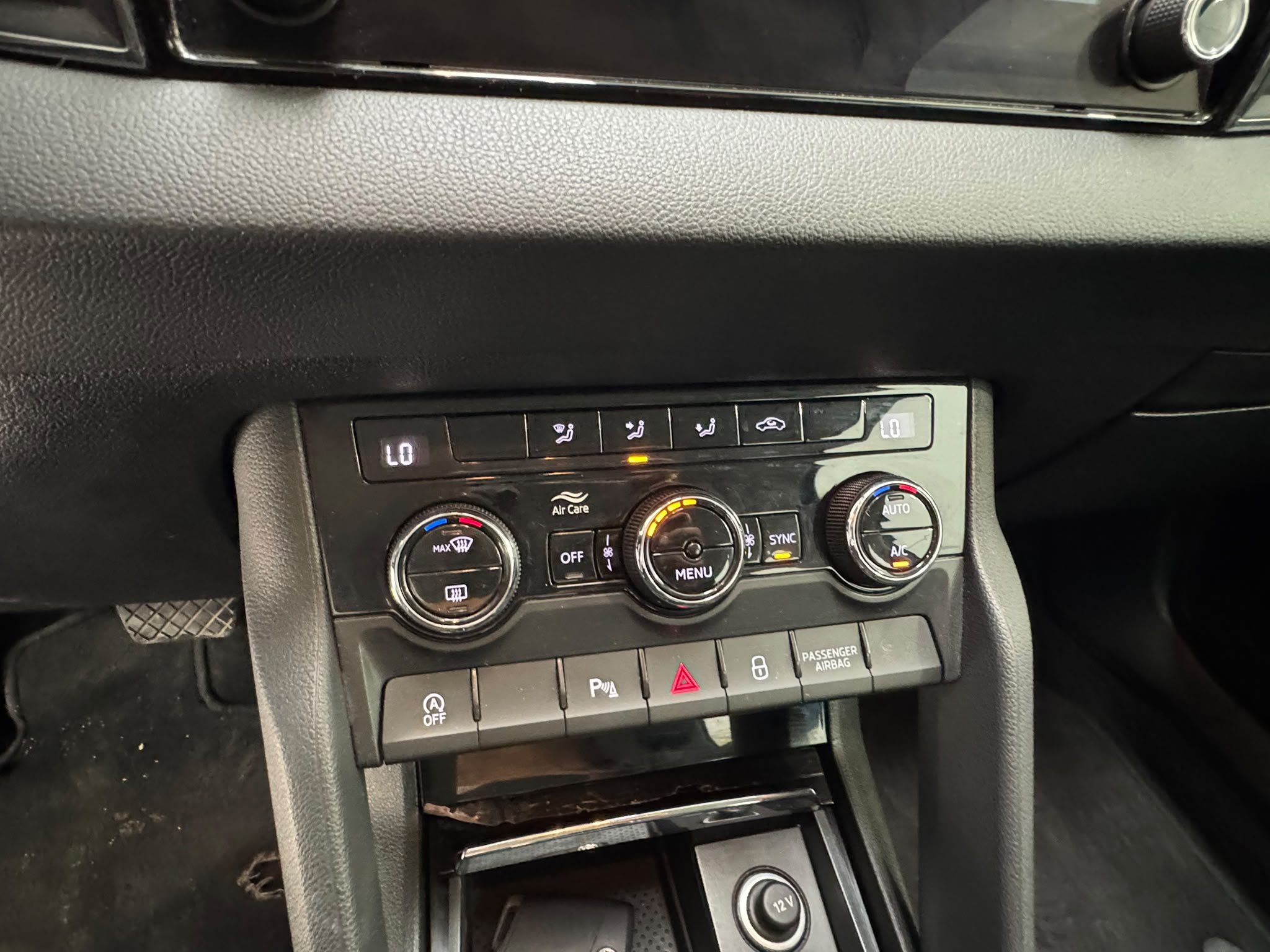 SKODA KAROQ 2.0TDI ADBLUE AMBITION  116CV DSG 