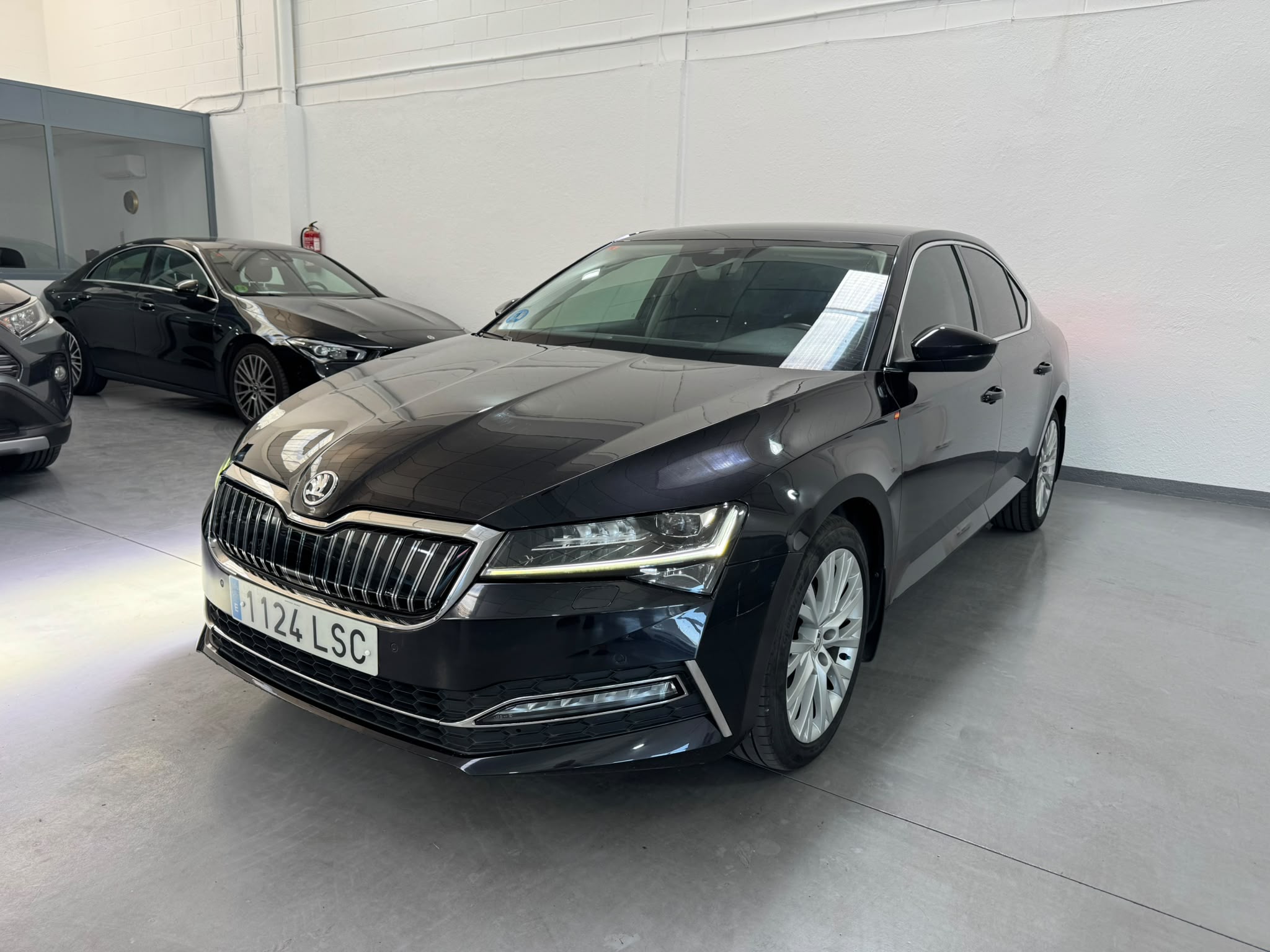 SKODA SUPERB 1.4 TSI iV P-HEV Style  DSG 218CV